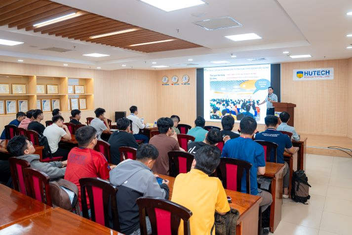 Sinh viên Khoa Xây dựng hoàn thiện kỹ năng bảo vệ đồ án và hồ sơ tuyển dụng 67