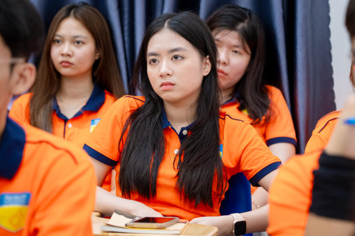 Sinh viên ngành Tâm lý học giải mã “Tâm lý học quản lý” các doanh nghiệp uy tín 50