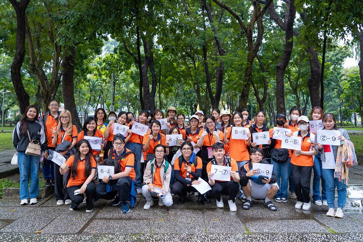 Sinh viên Khoa Nhật Bản học HUTECH hóa thân thành hướng dẫn viên đưa học sinh Nhật Bản khám phá Việt Nam 50