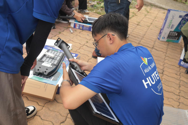 Điểm tin hoạt động Mùa hè xanh HUTECH 2025: Mặt trận TP.HCM sôi nổi với loạt công trình ý nghĩa 86