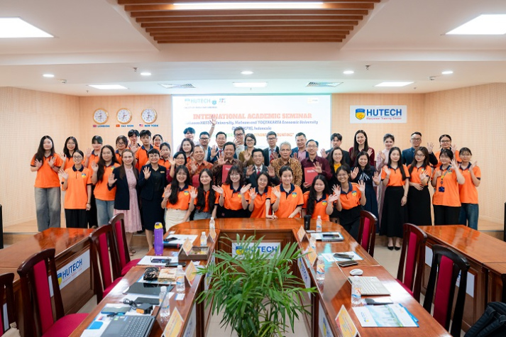 Chuyên gia trong và ngoài nước thảo luận tại tọa đàm về các vấn đề tài chính - kế toán đương đại 9