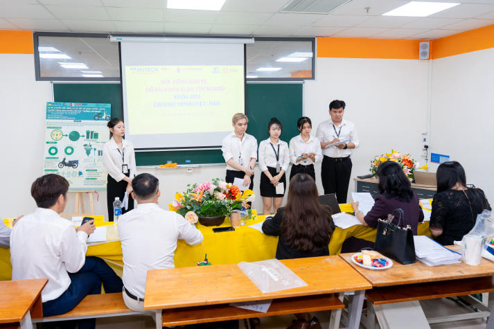 [Video] Đồ án tốt nghiệp của sinh viên Chương trình Việt - Hàn bắt nhịp xu hướng xanh và số hóa 97