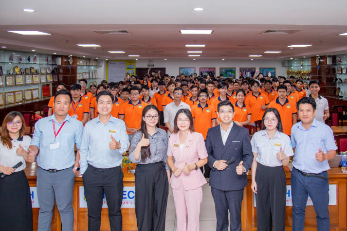 Sinh viên VKIT rèn kỹ năng làm chủ công việc, mở rộng cơ hội trải nghiệm công nghệ cùng LIKELION 98