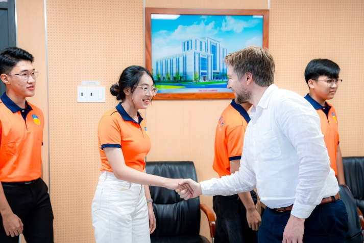 ĐẠI HỌC AUCKLAND (TOP 65 THẾ GIỚI) GẶP GỠ SINH VIÊN I-HUTECH NGÀNH KHOA HỌC MÁY TÍNH CHƯƠNG TRÌNH LIÊN KẾT QUỐC TẾ 46