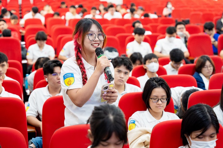 Gặp gỡ sếp lớn doanh nghiệp Nhật Bản, sinh viên HUTECH tăng cường kinh nghiệm phỏng vấn hiệu quả 86