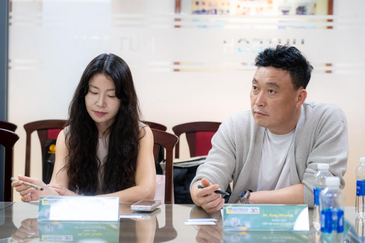 HUTECH signs MoU with Korea International Exchange Association to promote educational and cultural cooperation 44