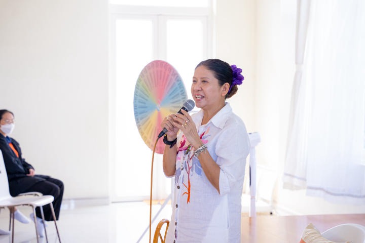 Sinh viên ngành Tâm lý học HUTECH học cách sống không stress 76