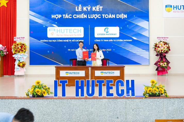 Kịch tích với những màn tranh tài “cân não” tại vòng Chung kết “Tìm kiếm tài năng Công nghệ thông tin 2023” 917