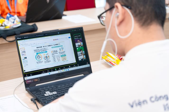 Sinh viên VJIT “chốt ý tưởng” tại lễ bế giảng khóa học đổi mới sáng tạo I2I Workshop 22