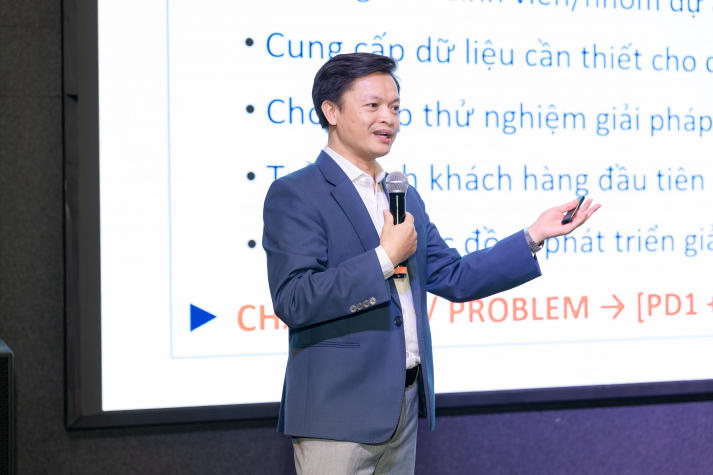 Viện trưởng VJIT HUTECH mang mô hình đồng sáng tạo đại học - doanh nghiệp đến cộng đồng startup và SME TP.HCM 10