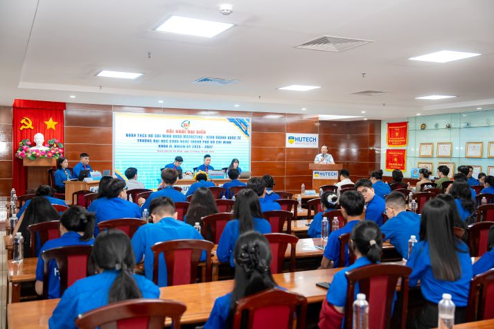 Đoàn Khoa Marketing - Kinh doanh quốc tế: Phát huy tinh thần sáng tạo, dẫn đầu trong chuyển đổi số và hội nhập 96