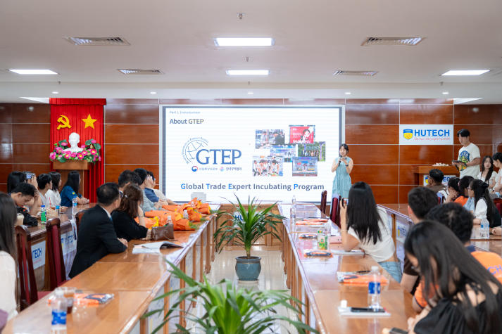 HUTECH and HUFS students kick off a series of cultural exchange activities and international project support 72