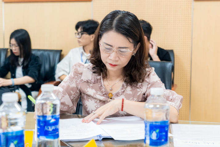 NCS. Lê Thị Mỹ Hạnh bảo vệ chuyên đề luận án Tiến sĩ về ứng dụng AI trong ngành lưu trú 23