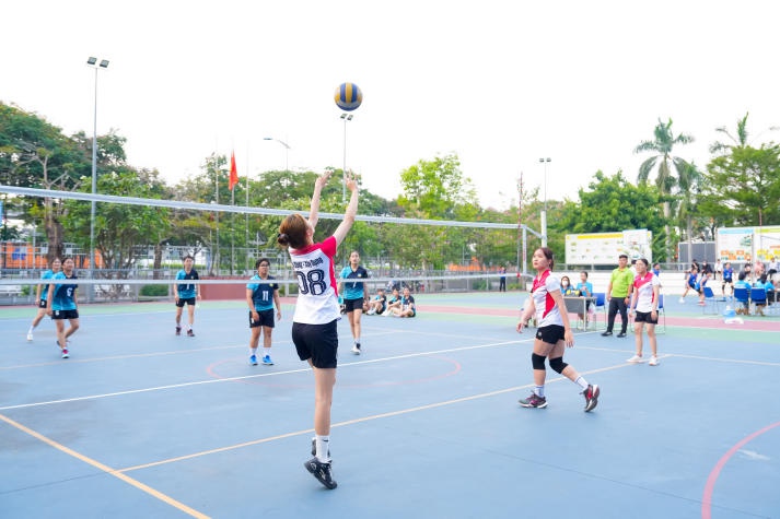 Trải nghiệm học theo kiểu “độc lạ” cùng sinh viên HUTECH tại loạt sân chơi “cực chất” 165