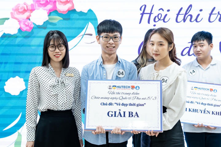 Sinh viên Khoa Trung Quốc học trổ tài makeup tôn vinh nhan sắc người phụ nữ nhân dịp 08/03 123