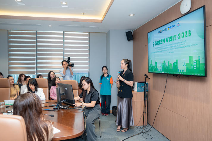 HUTECH làm việc với UEH, trao đổi kinh nghiệm phát triển bền vững trong giáo dục đại học 62