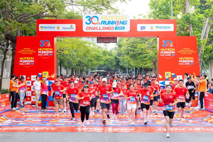 [Video] HUTECH Running Challenge 2025: Nhiều bước chân nhiệt huyết khẳng định một chặng đường vươn xa 26