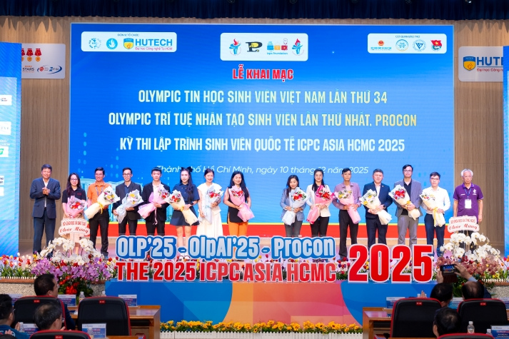 Trang trọng lễ khai mạc OLP’25, OlpAI’25, Procon’25 và ICPC Asia HCMC 2025 84
