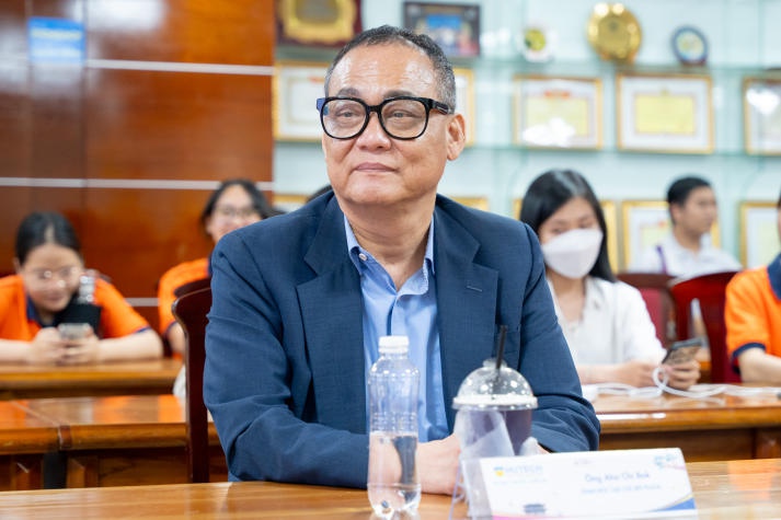 Chuyên gia Hàn Quốc định hướng về thị trường nghề nghiệp cho sinh viên khoa Hàn Quốc học 109