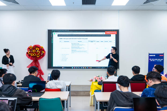 Sinh viên Công nghệ thông tin “bắt sóng” AI: Làm việc nhóm thông minh thời 4.0 64