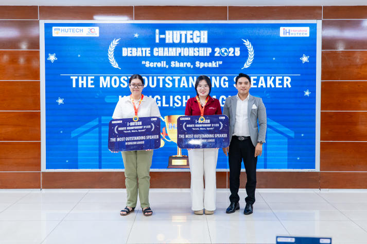 Chung kết I-HUTECH Debate Championship 2025: Tỏa sáng tư duy phản biện và bản lĩnh sinh viên HUTECH 188
