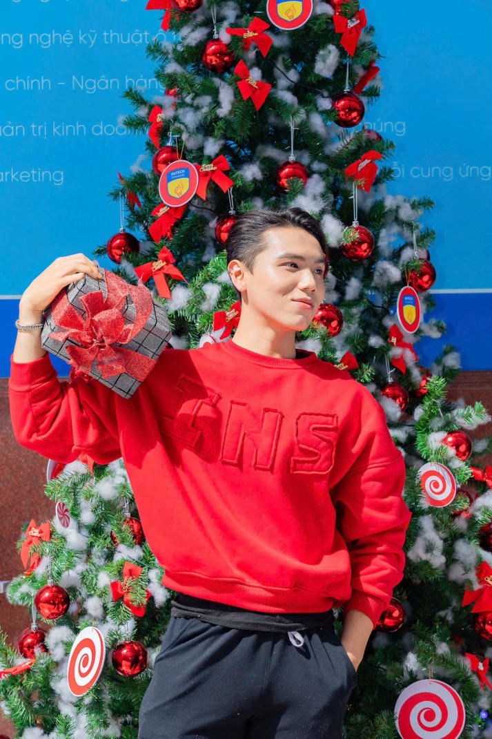 Đinh Dương Bảo Huy - Sinh viên HUTECH đại diện Việt Nam tham dự Mister Cosmopolitan 2024 86