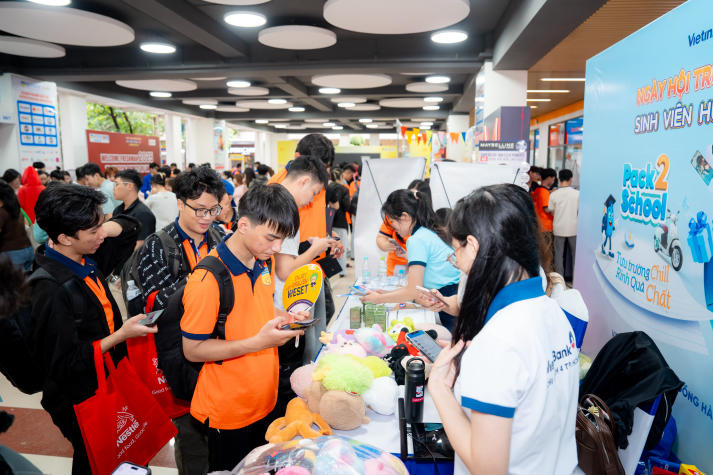 “HUTECH - Newbies Say Hi” khuấy động Thu Duc Campus vào 23/9 tới 35