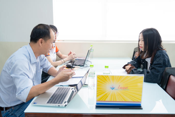 Trải nghiệm phỏng vấn cùng nhà tuyển dụng, sinh viên Khoa Tiếng Anh tăng kỹ năng nghề nghiệp 65