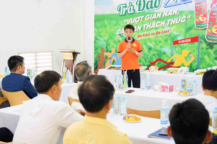 Top 9 HUTECH Startup Wings 2026 học khởi nghiệp từ thực tế vận hành doanh nghiệp tại Bidrico 77