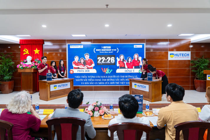 Chung kết I-HUTECH Debate Championship 2025: Tỏa sáng tư duy phản biện và bản lĩnh sinh viên HUTECH 103