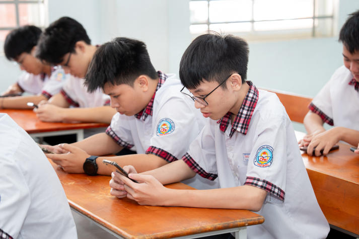 Teen THPT Thủ Đức được tiếp lửa đam mê công nghệ, khám phá sắc màu văn hóa Nhật Bản cùng VJIT HUTECH 57