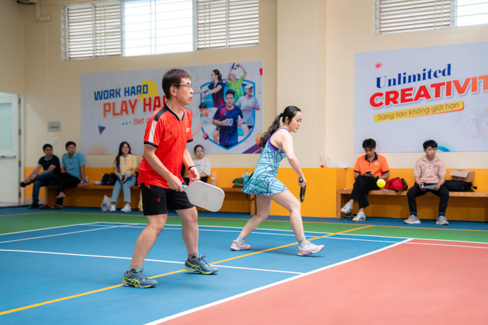 [Hội thao CB-GV-NV HUTECH 2025]: Bùng nổ Pickleball mùa đầu tiên với chiến thắng thuộc về TT.GDCT-QP - TT.GDTC 55