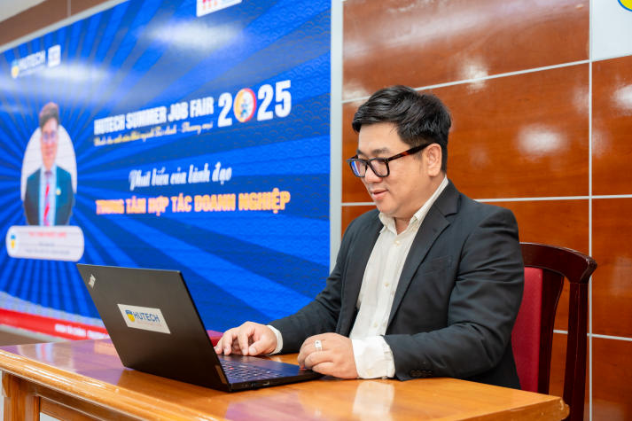 Sinh viên HUTECH “ bắt sóng” việc làm hè cùng Summer Job Fair 2025 24