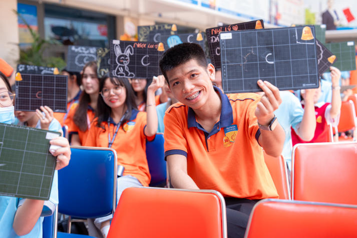 Sắc màu Khoa học sức khỏe bùng nổ tại HUTECH’s Health Festival 2025 172