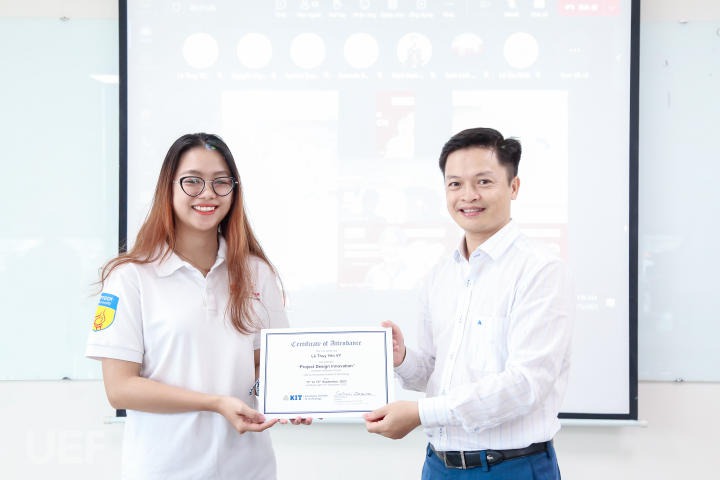 Viện Công nghệ Việt - Nhật HUTECH tổng kết khóa học "Project Design Innovation" dành cho sinh viên 67