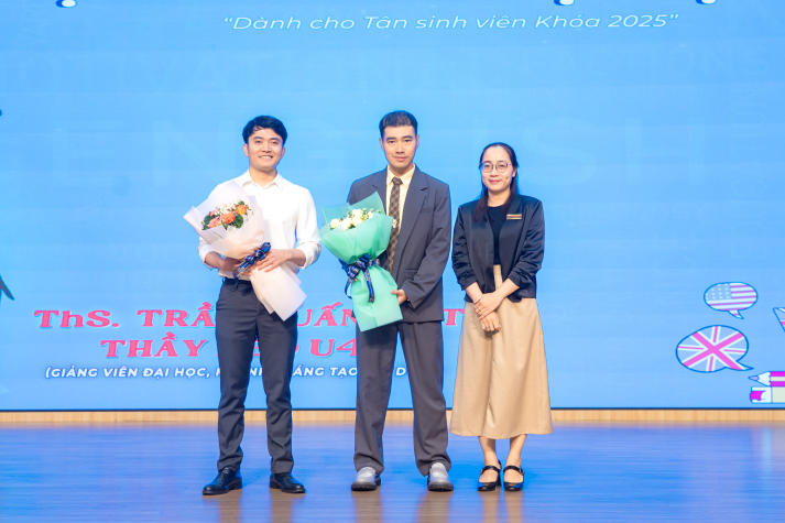 Tân sinh viên I-HUTECH định hình lộ trình tiếng Anh ngay từ những ngày đầu 12