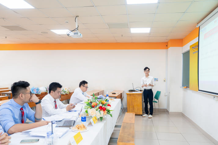 Nhiều nghiên cứu thiết thực được thể hiện trong buổi bảo vệ luận văn/đề án Thạc sĩ ngành Tài chính - Ngân hàng 68