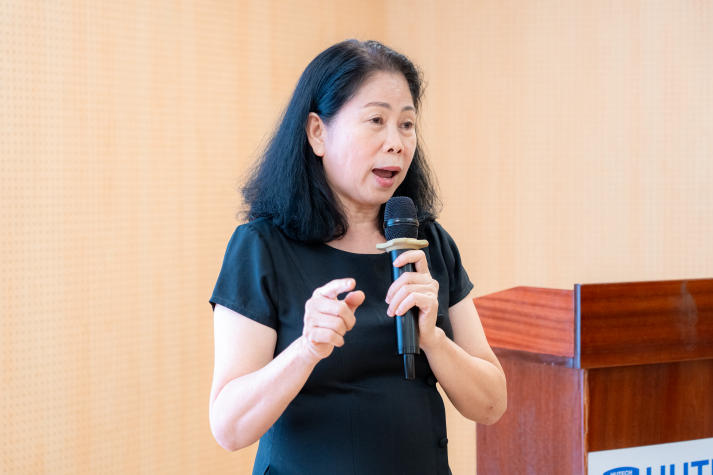 Cập nhật xu hướng nhà máy thông minh: Sinh viên Viện Kỹ thuật HUTECH sẵn sàng cho kỷ nguyên robot 48