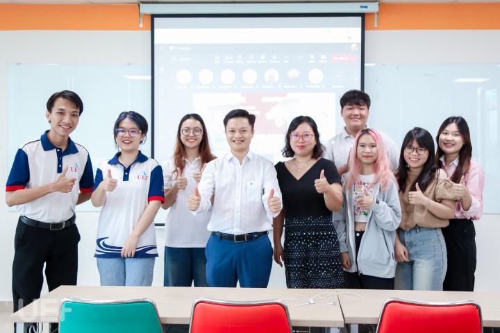 Viện Công nghệ Việt - Nhật HUTECH tổng kết khóa học "Project Design Innovation" dành cho sinh viên 80