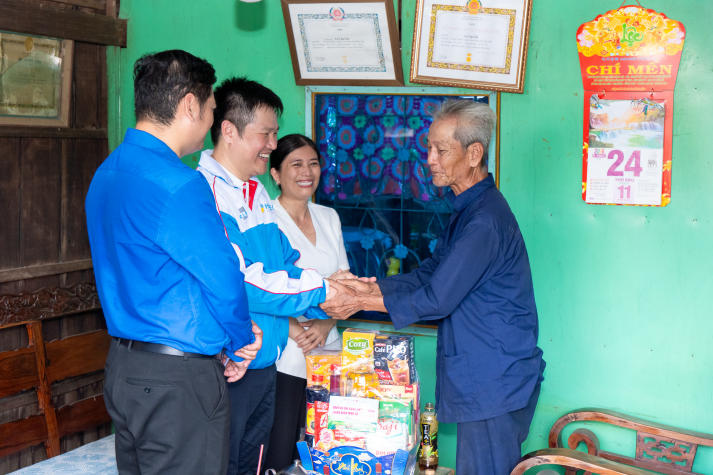 Chiến sĩ Mùa hè xanh HUTECH 2026 lan tỏa yêu thương qua chuỗi hoạt động an sinh xã hội tại Đồng Tháp 54