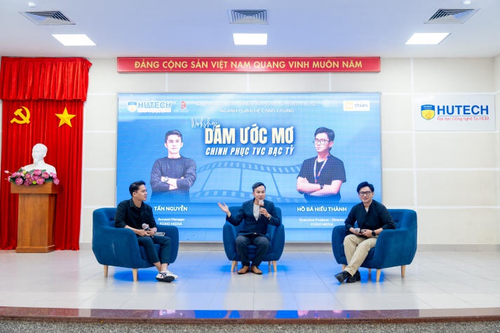 Sinh viên Khoa Khoa học Xã hội và Quan hệ Công chúng lần giở “bí mật” tạo nên TVC bạc tỷ 76