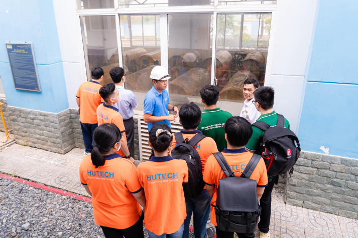 Trải nghiệm thực tế tại nhà máy nước: Bước đệm nghề nghiệp cho sinh viên Viện Khoa học Ứng dụng HUTECH 56