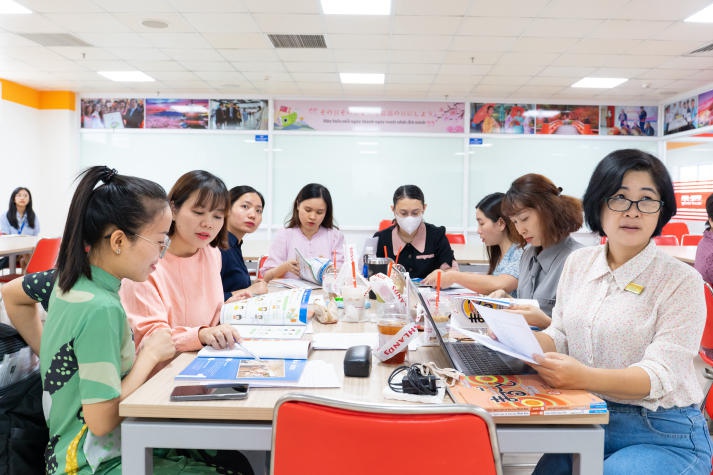 Viện Công nghệ Việt - Nhật HUTECH tổ chức tập huấn triển khai giờ học với giáo trình Marugoto 47