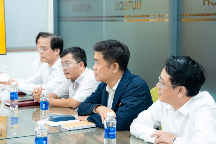 Trường Y và Khoa học Sức khỏe HUTECH mở rộng kết nối chuyên môn cùng Hội Quân dân Y Việt Nam 99