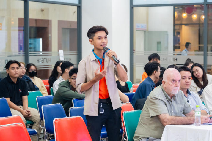 Sinh viên Khoa Kiến trúc - Mỹ thuật nâng cao tư duy quản lý qua góc nhìn chuyên gia 68