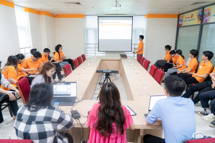 Ôn luyện kiến thức - trau dồi kỹ năng: Sinh viên HUTECH sẵn sàng cho hành trình lan tỏa tri thức 42