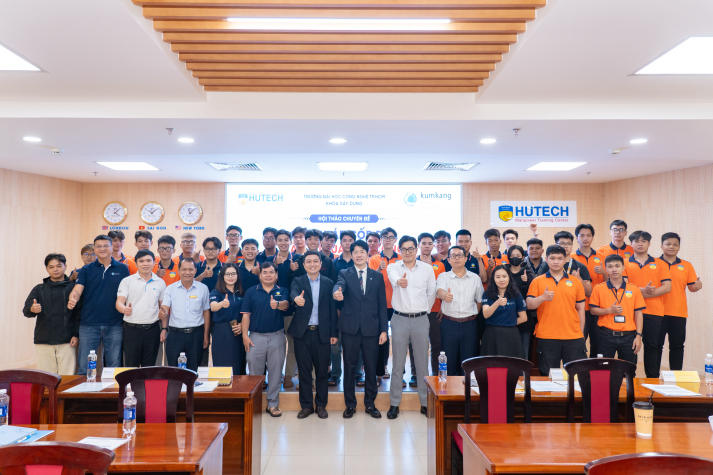 Sinh viên Khoa Xây dựng giải mã công nghệ thi công nhà cao tầng cùng chuyên gia Kumkang Kind Việt Nam 66