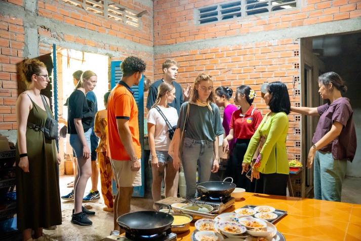 [Video] Exciting Mekong Delta adventure with students from Denmark, Germany, the Netherlands, and HUTECH 86