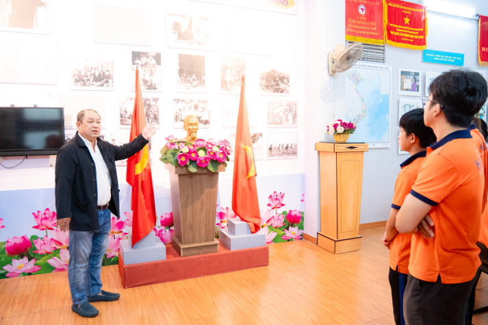 Tìm hiểu môi trường chuyên nghiệp tại Trung tâm Huấn luyện và Thi đấu TDTT TP.HCM cùng sinh viên Quản lý thể dục thể thao 8