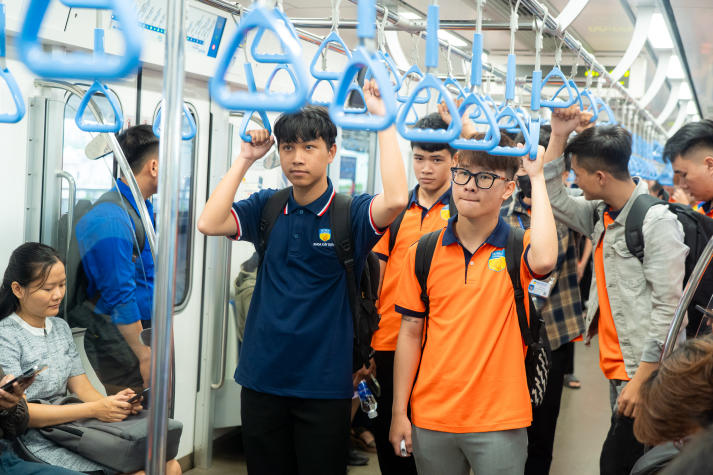 HÀNH TRÌNH KHÁM PHÁ THÀNH PHỐ THÚ VỊ CỦA TÂN SINH VIÊN 2025 28